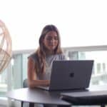 Garantizando los Derechos Laborales en el Sector Ecuestre Garantizando los Derechos Laborales en el Sector Ecuestre